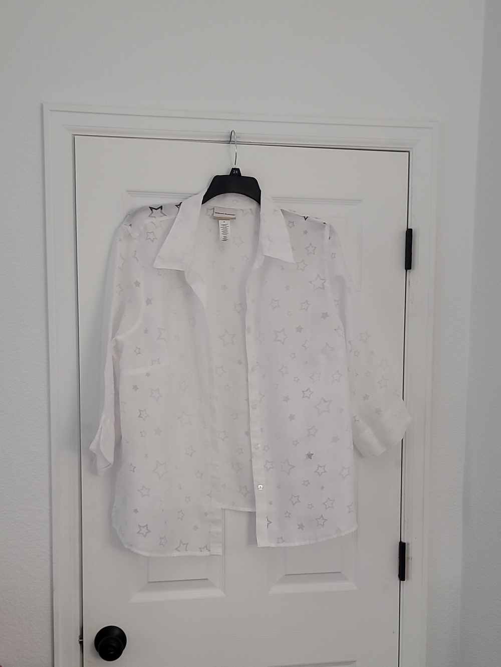Alfred Dunner White Sheer Star-Print Blouse